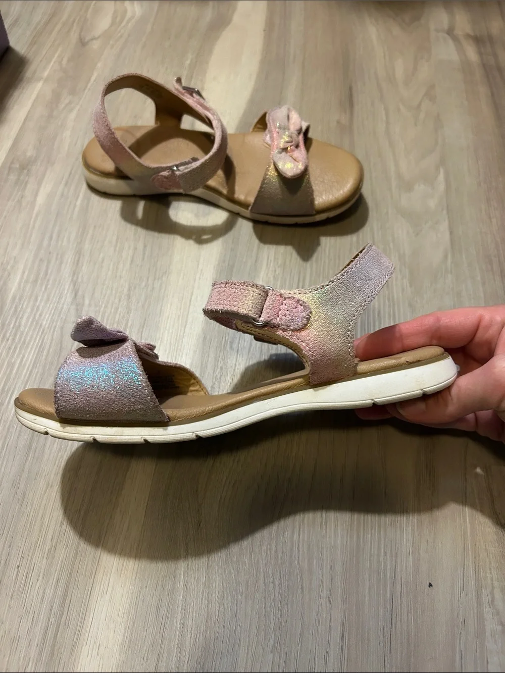 Stride Rite Pink Glitter Bow Girls' Sandals Big Kids 2W